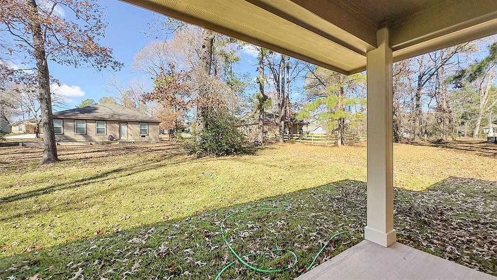 94 N Frst Huntsville, TX 77340  | Single Family