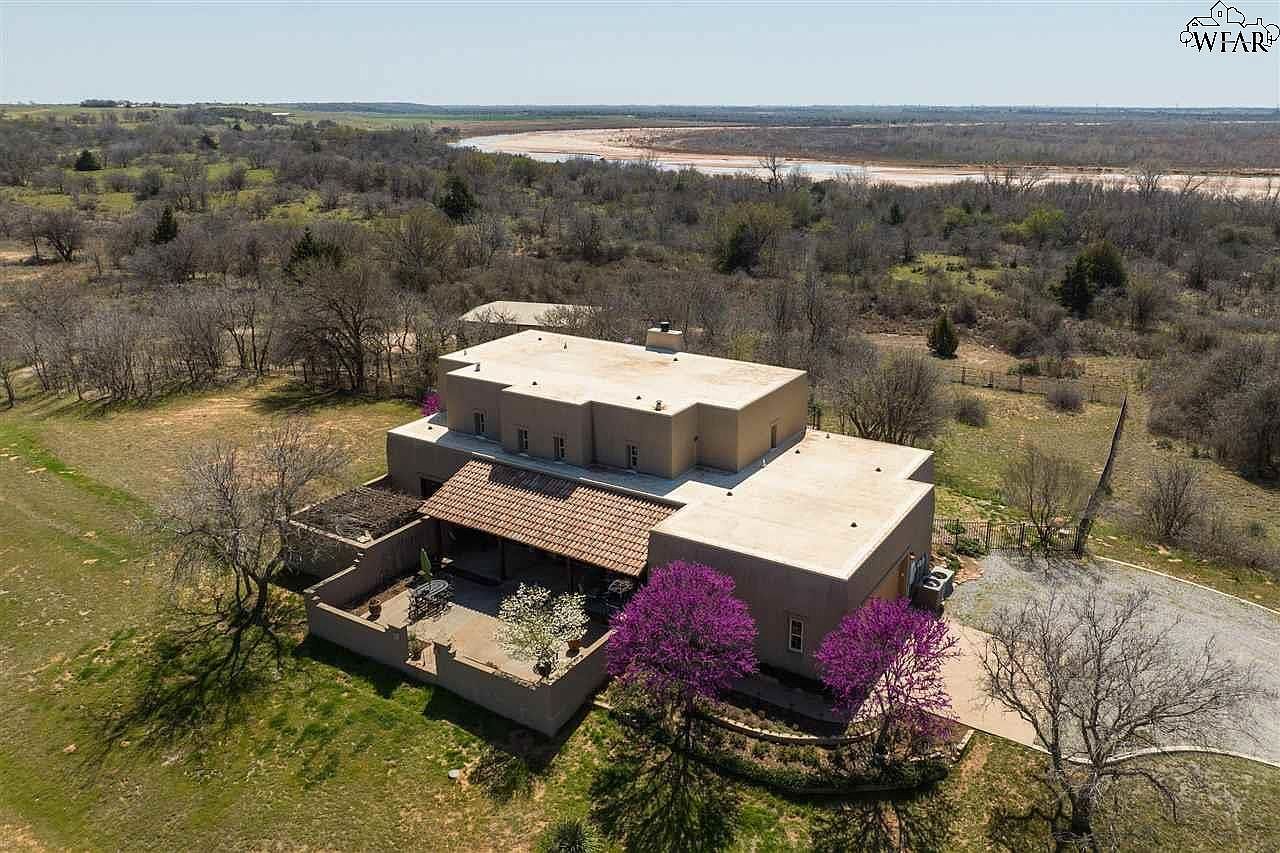 248464 E 1984th Ln Devol, OK 73531  | Single Family