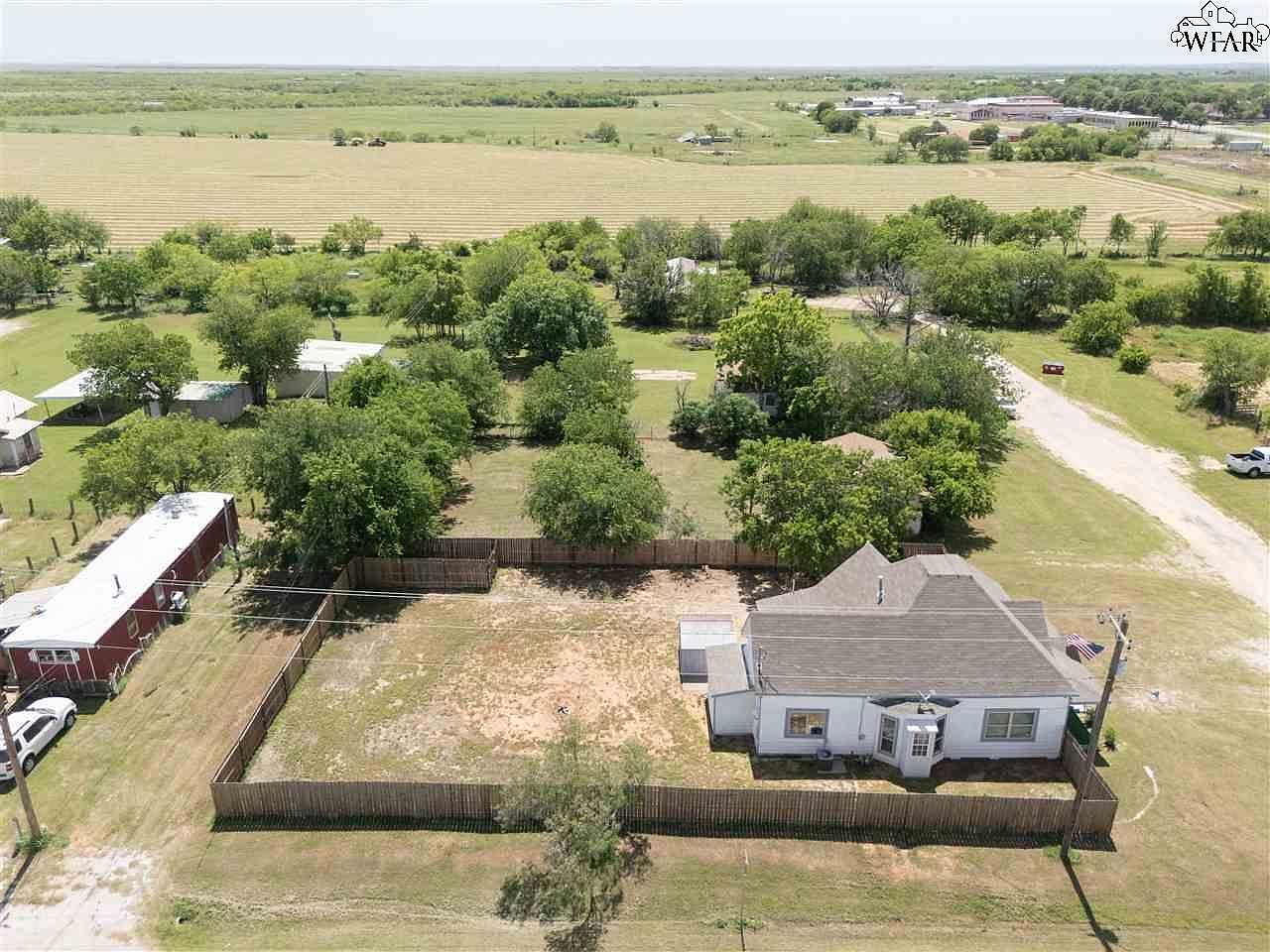 101 S Walnut St Petrolia, TX 76377  | Single Family