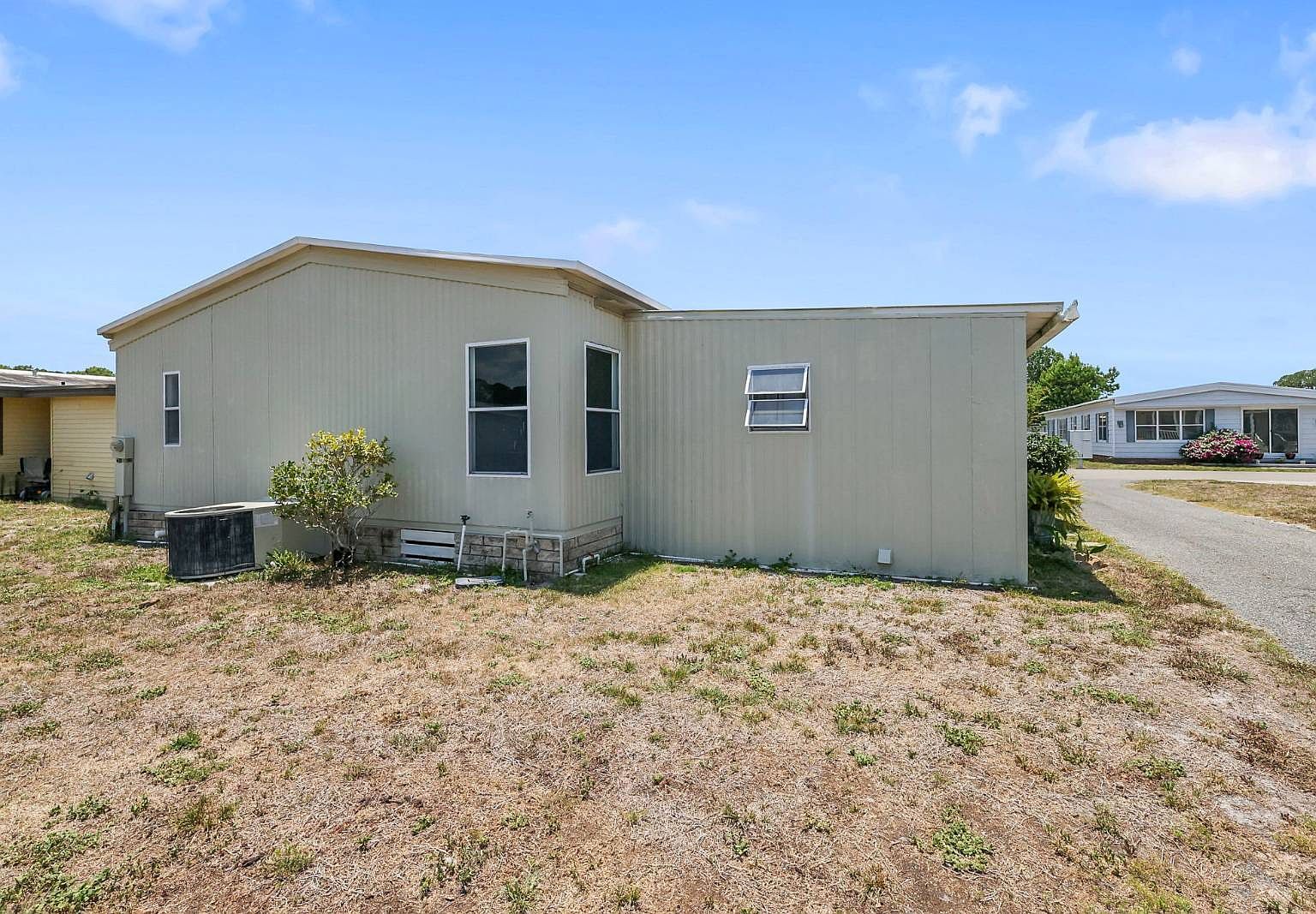 124 Lakeview Dr Leesburg, FL 34788  | New build