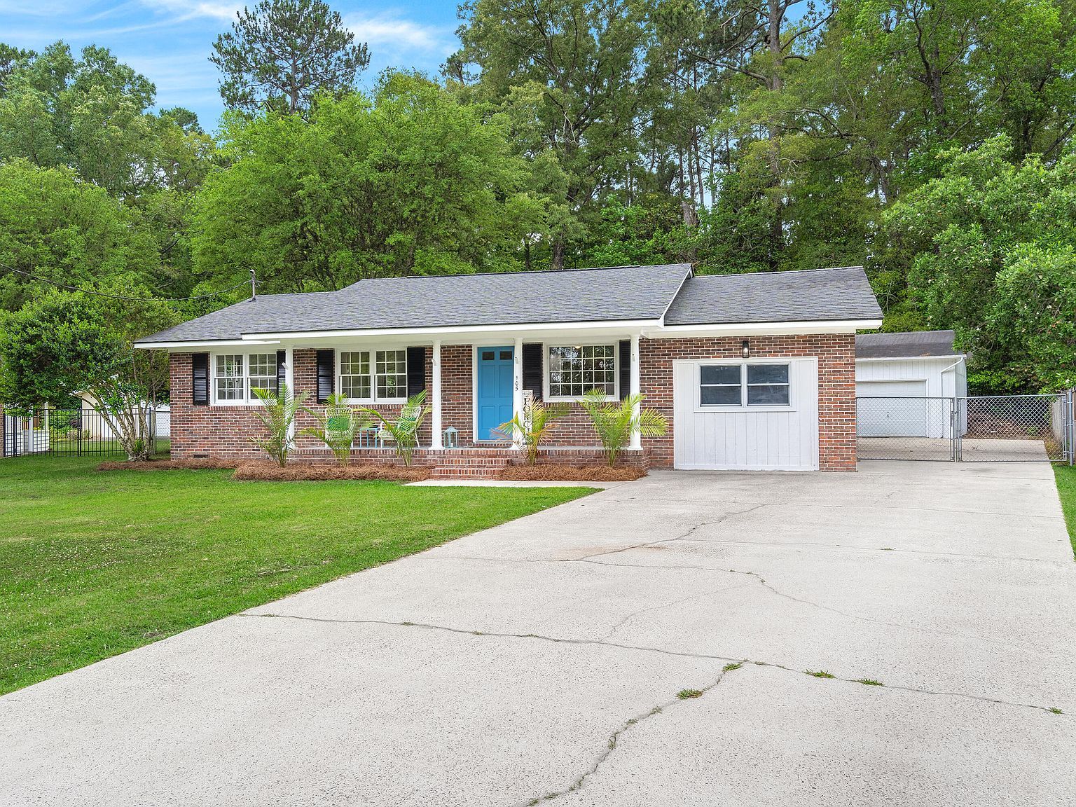 105 Bermuda Ct Summerville, SC 29485 | Single Family