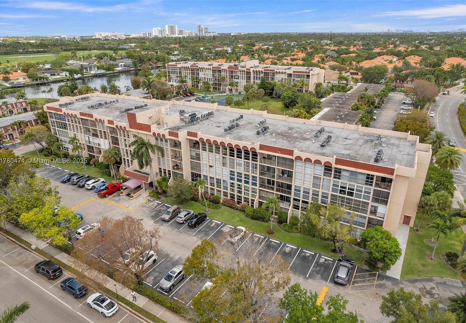 2101 Atlantic Shores Blvd APT 201 Hallandale, FL 33009  | Condominium