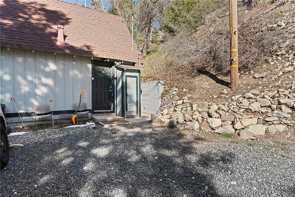 1286 Lovers Ln Rimforest, CA 92378  | Multi Family