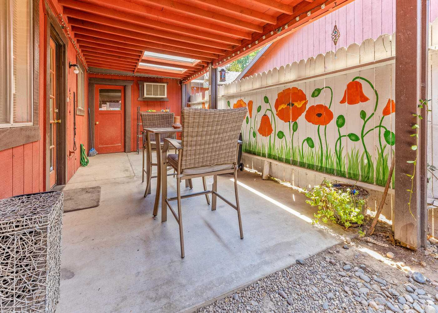 910 East Oakridge Avenue, Visalia, CA, USA, 93292 | Single Family