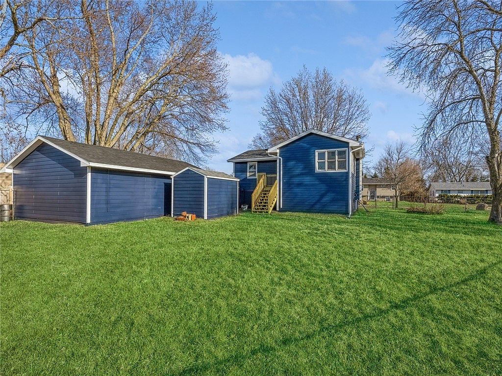 110 Paine St SE Bondurant, IA 50035  | Single Family