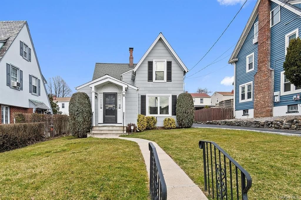 8 Kingman Ter Yonkers, NY 10701 | Single Family