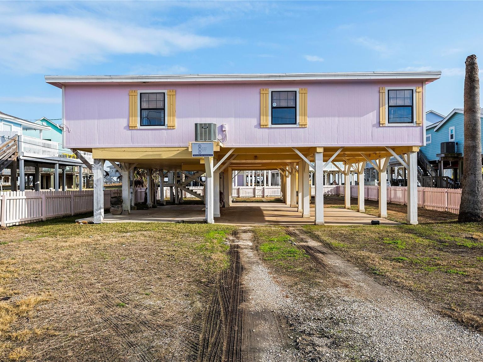 922 Seashell Dr Freeport, TX 77541  | Single Family