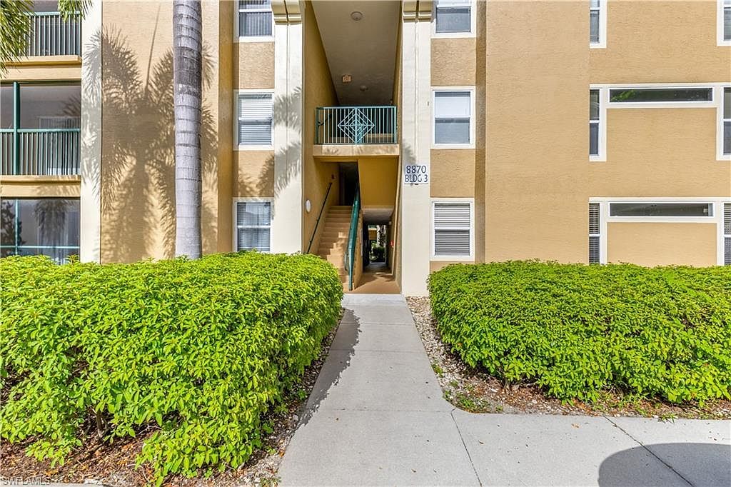8870 Colonnades Ct W APT 336 Bonita Springs, FL 34135  | Condominium