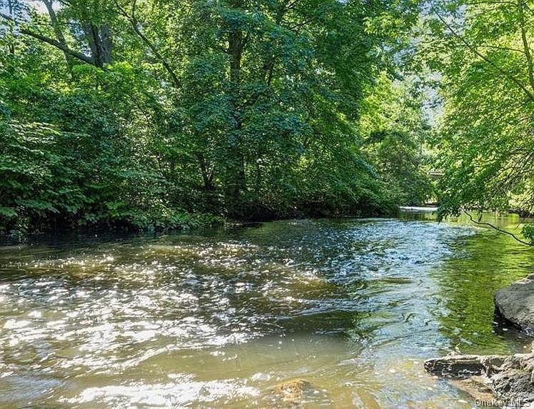 9 Midland Gdns #4B Bronxville, NY 10708  | Condominium