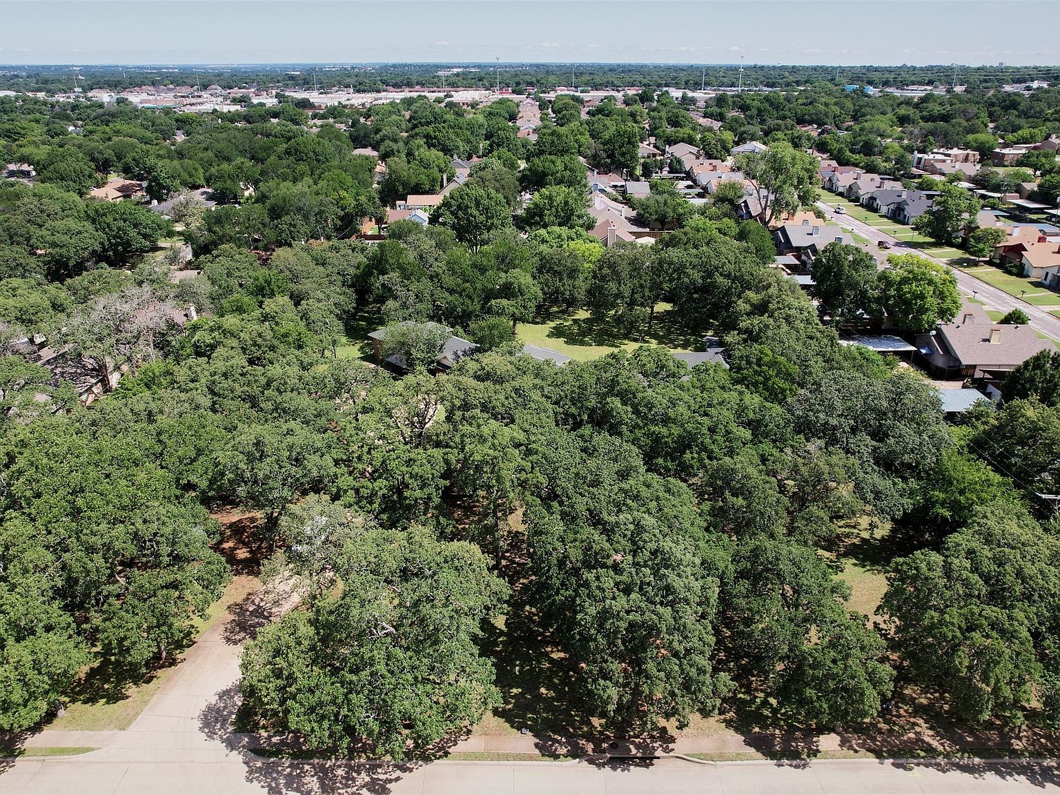 2215 California Ln Arlington, TX 76015  | Single Family