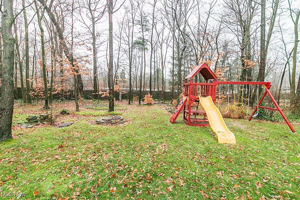 2042 Marshfield Rd Mayfield Heights, OH 44124  | Single Family