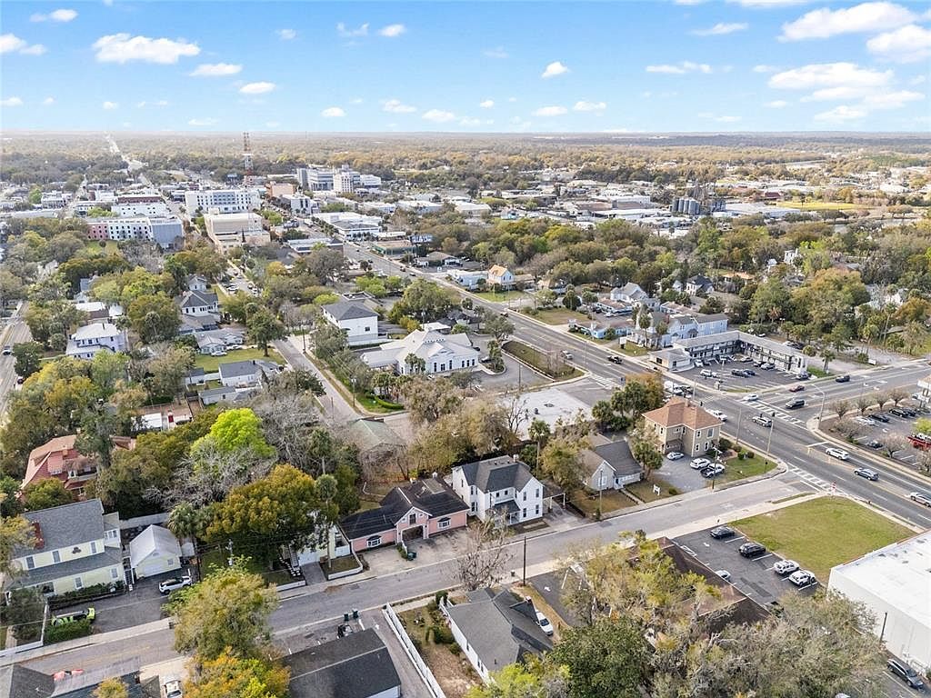 30 SE Wenona Ave Ocala, FL 34471 | Single Family