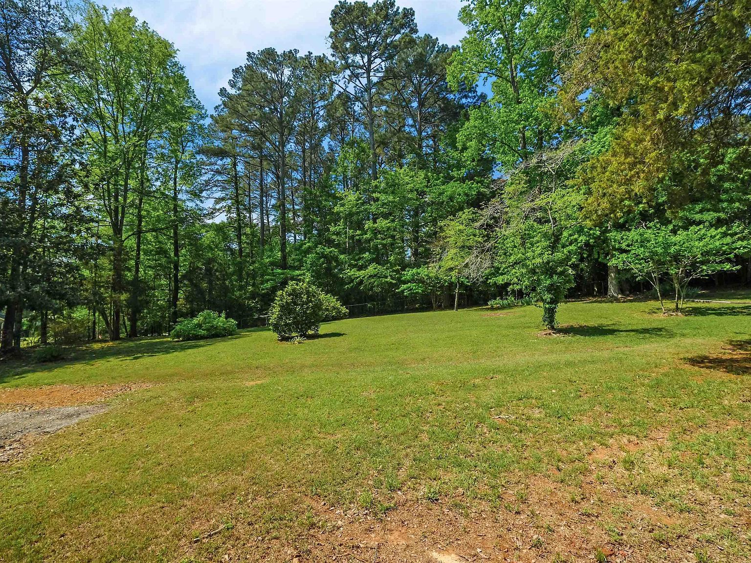 117 Pine Hill Cir Columbiana, AL 35051 | Single Family