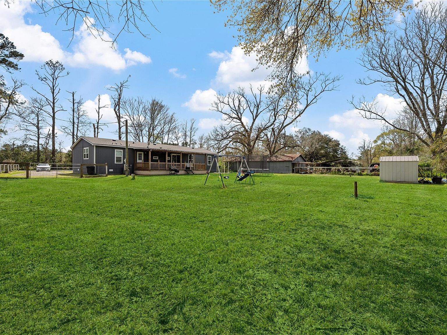 1602 County Road 301 N Dayton, TX 77535  | New build