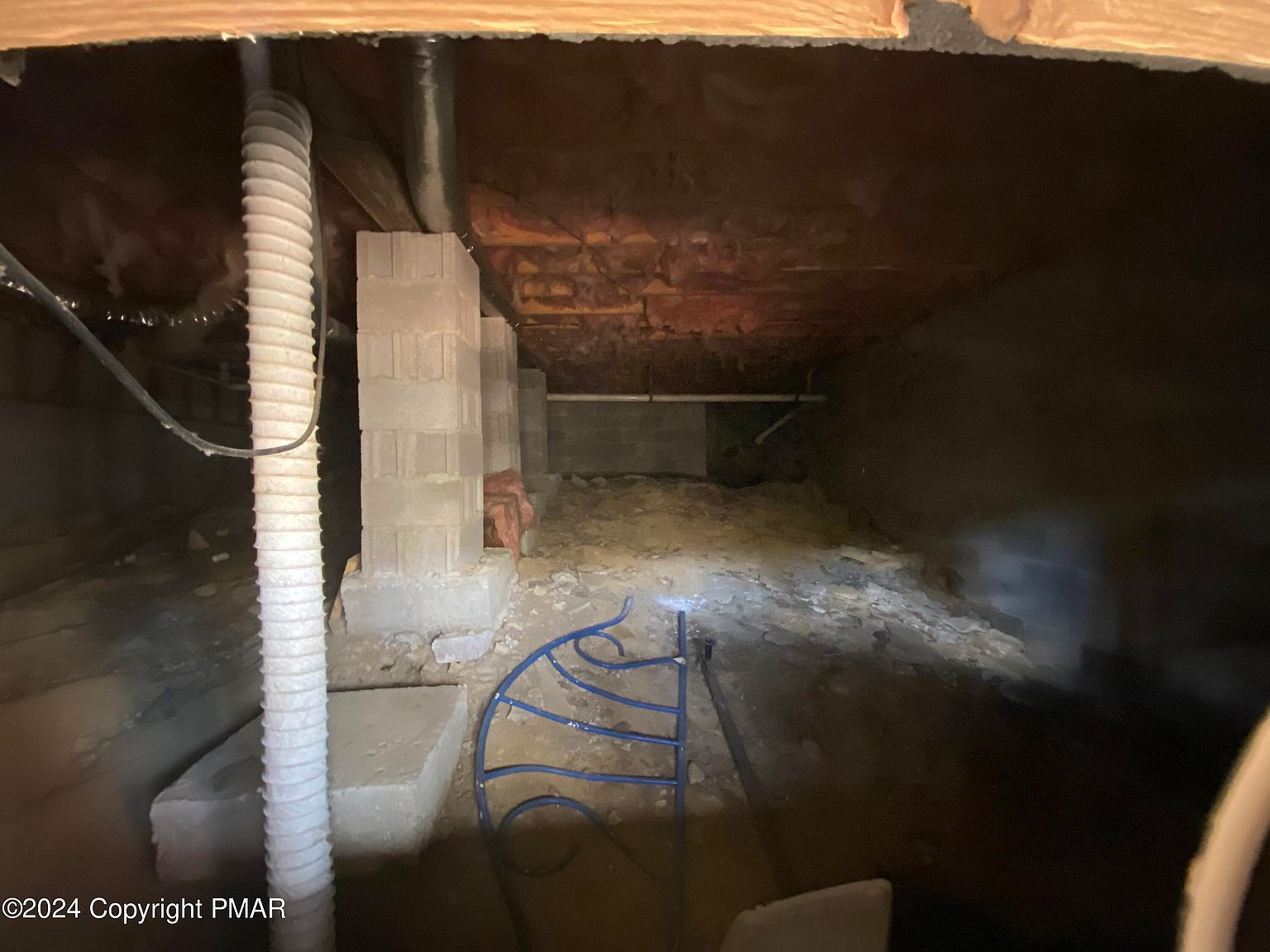 123 Meadow View Ct Bushkill, PA 18324 | Condominium