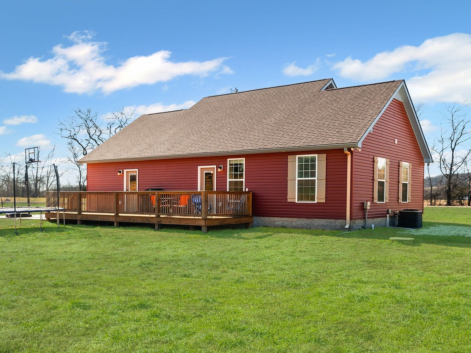 2713 McConnell Rd Cornersville, TN 37047  | Single Family