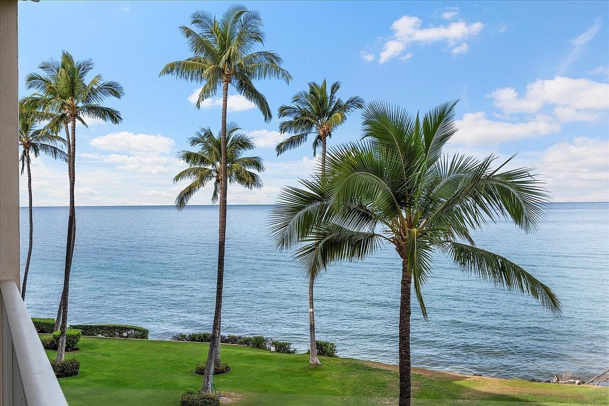 2430 S Kihei Rd #404 Kihei, HI 96753  | Condominium