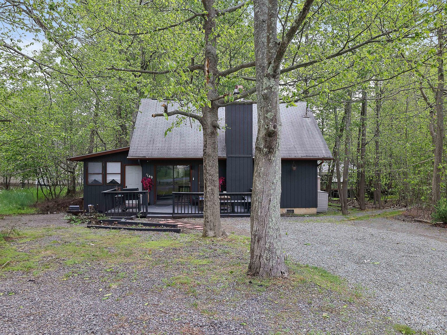 9205 Westwood Dr Tobyhanna, PA 18466  | Single Family