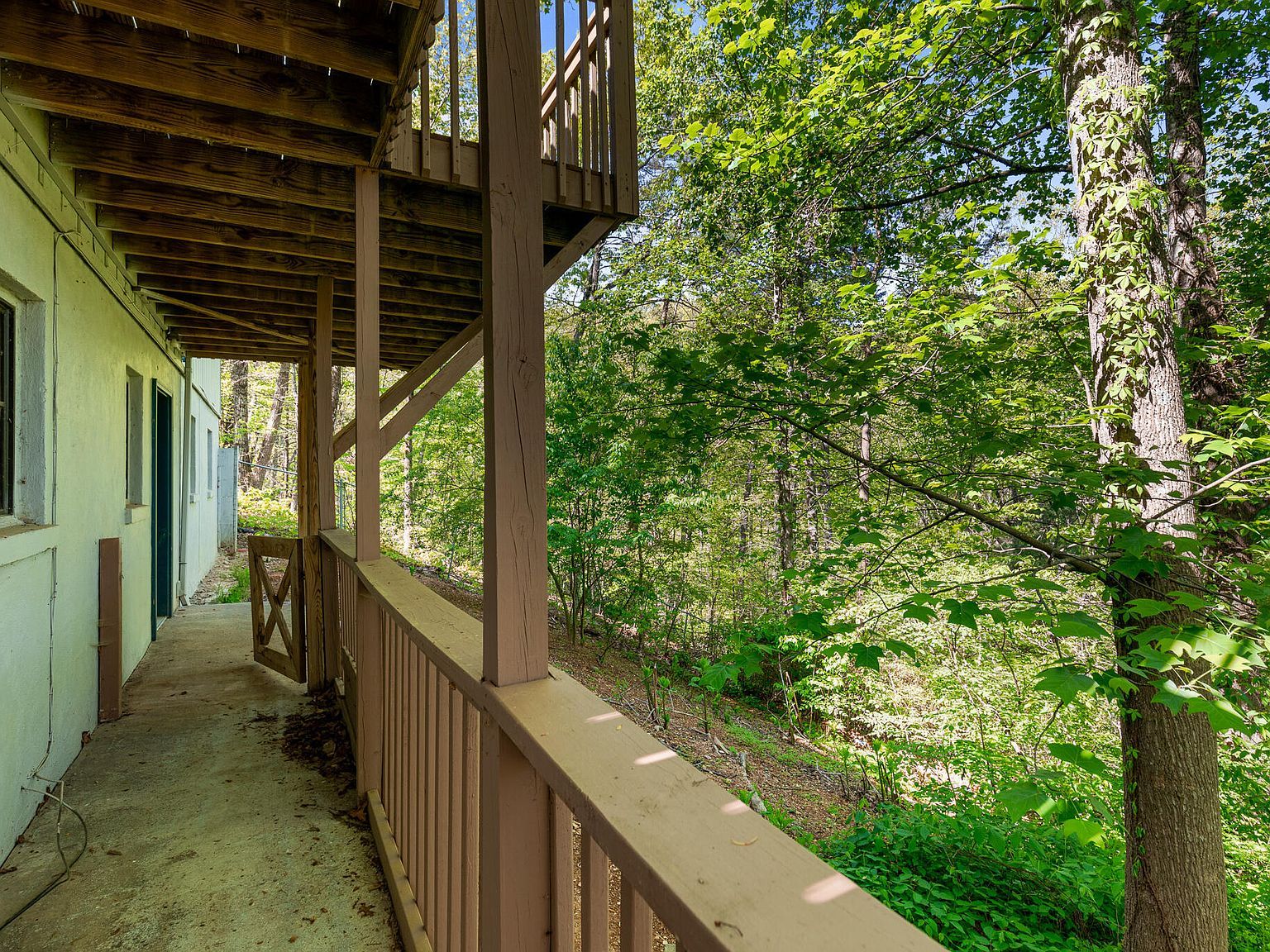 640 Pinemont Dr Pigeon Forge, TN 37863  | Single Family