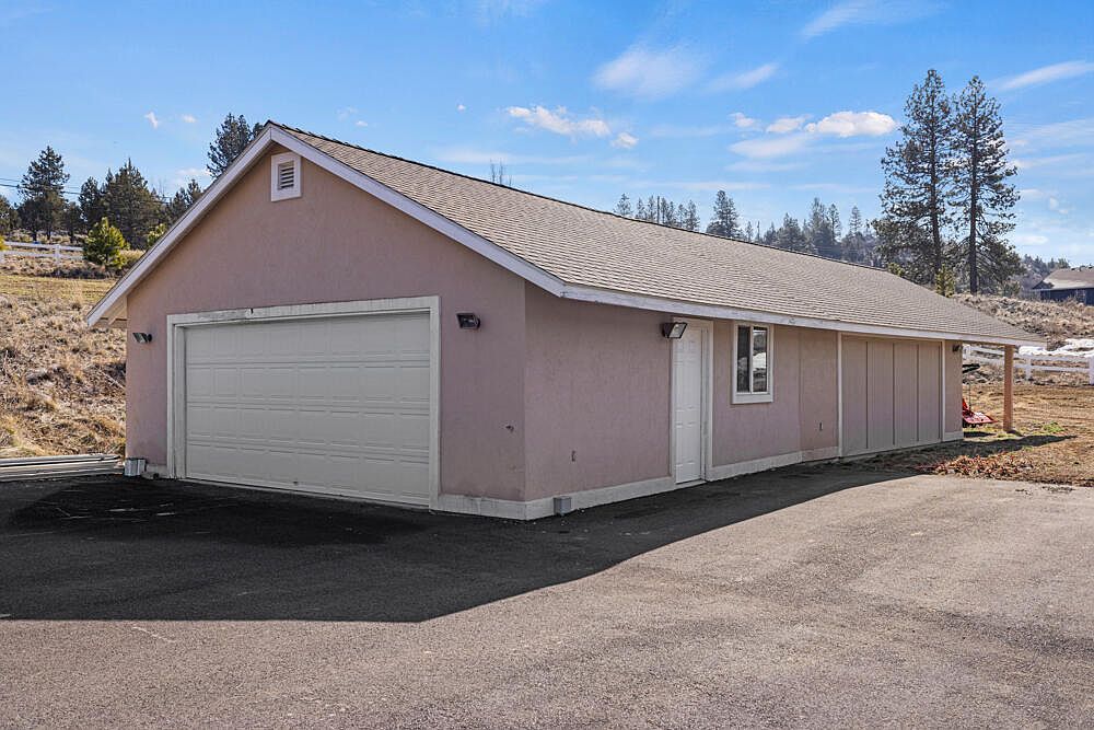 3560 Old Fort Rd Klamath Falls, OR 97601  | Single Family