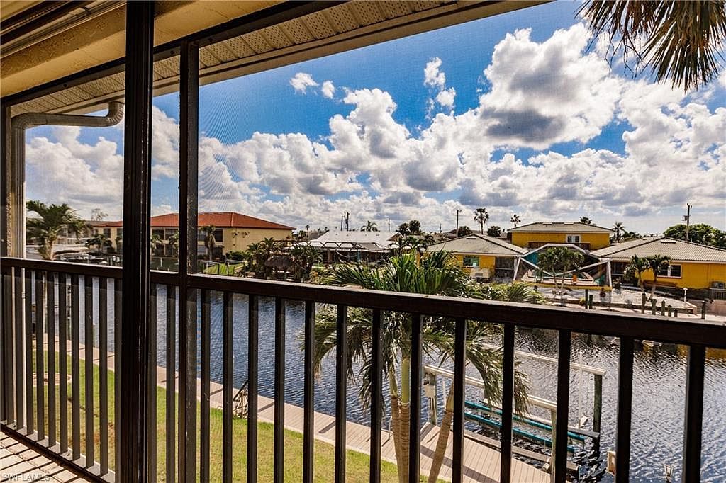 1102 SE 39th Ter APT 108 Cape Coral, FL 33904 | Condominium