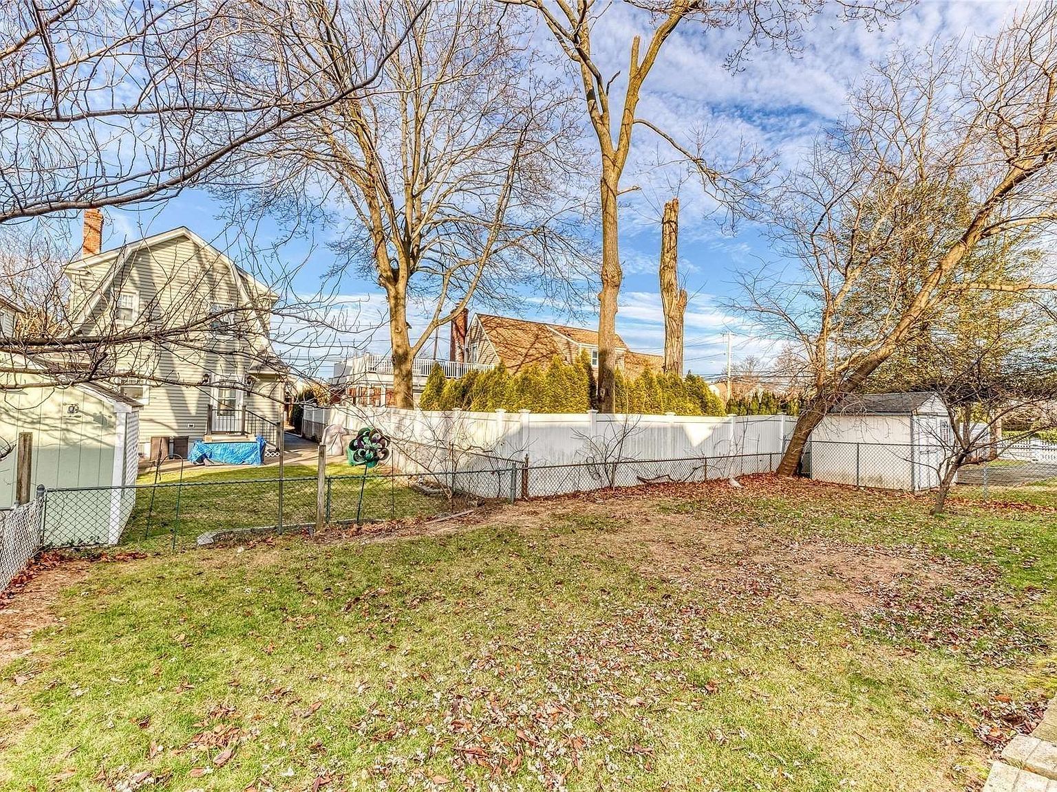 39 W Dover St Valley Stream, NY 11580 | Single Family