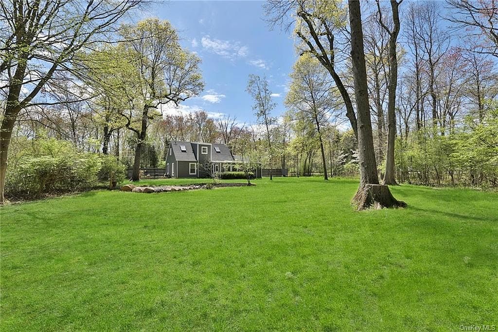 328 Oak Tree Rd Palisades, NY 10964  | Single Family