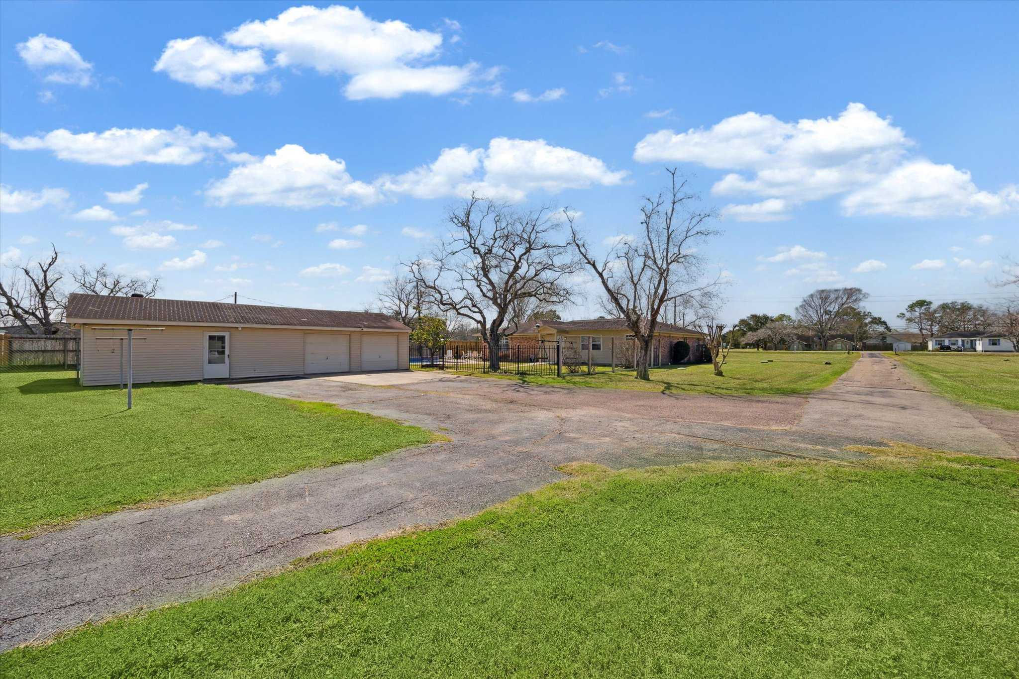 17019 McLean Road, Pearland, TX, USA, 77584 | Single Family