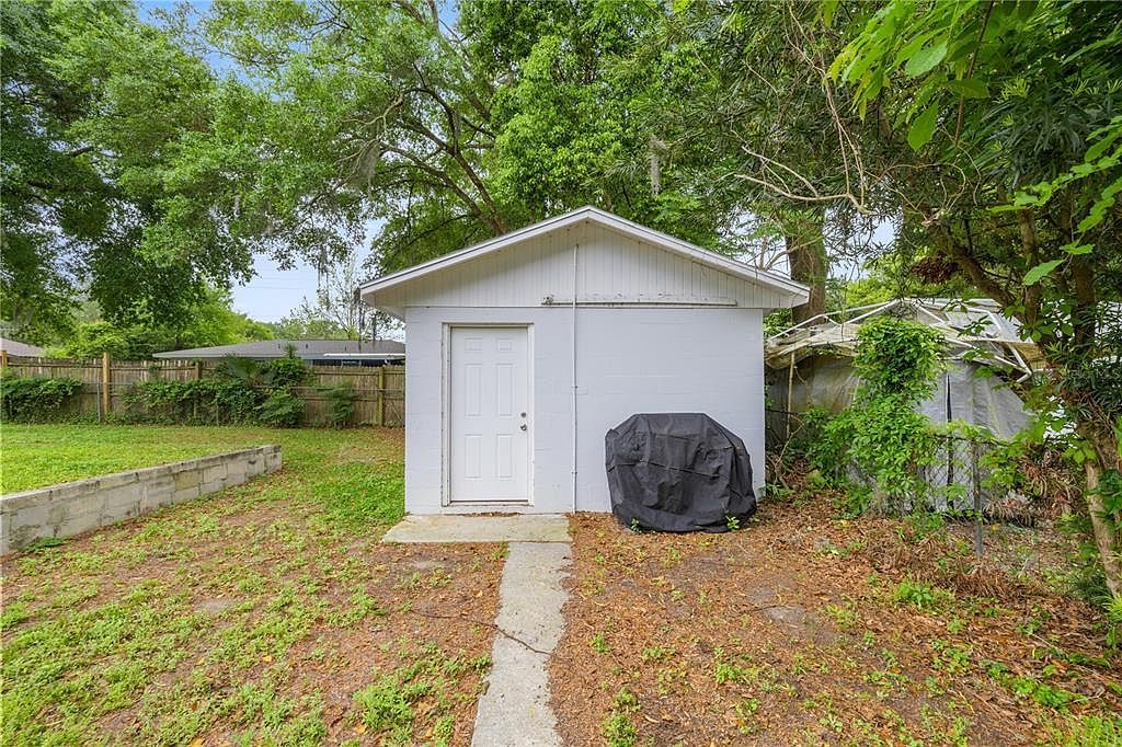 4516 NE 8th St Ocala, FL 34470 | Single Family
