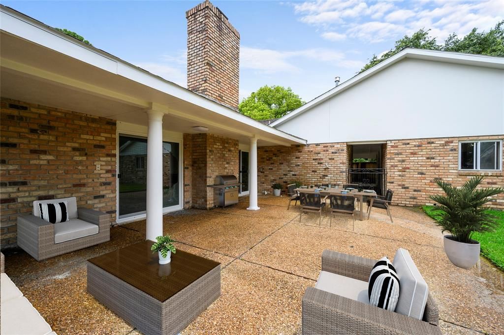 8018 Glenloch Drive, Houston, TX, USA, 77061 | Single Family