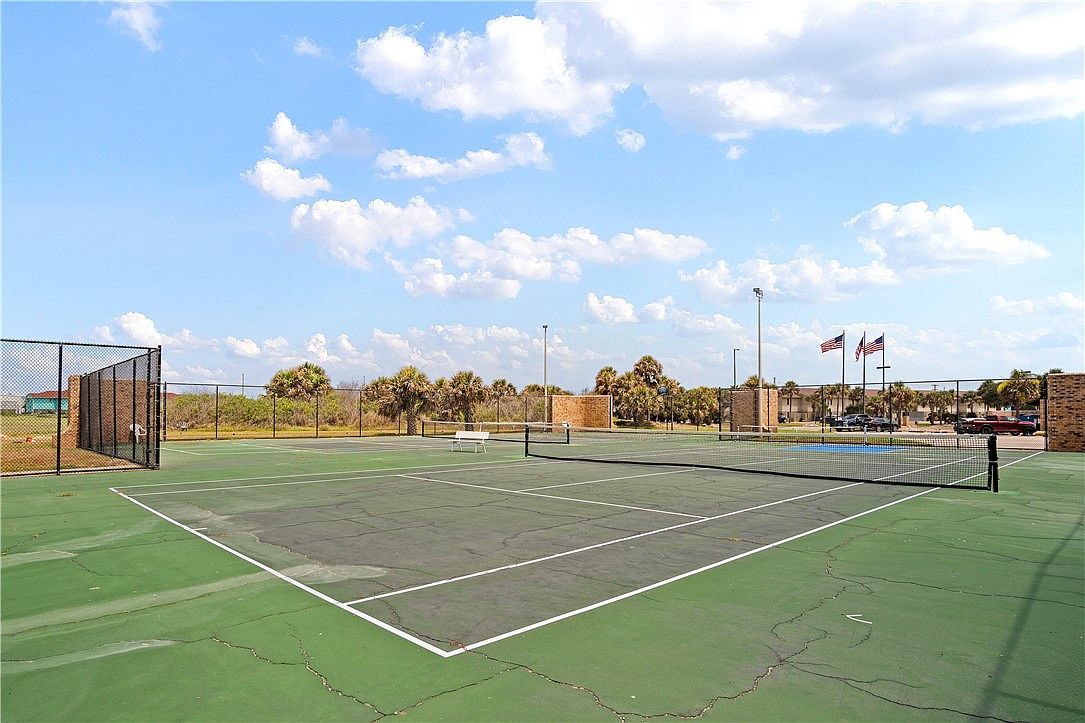 720 Access Rd #1-A-405 Port Aransas, TX 78373  | Condominium