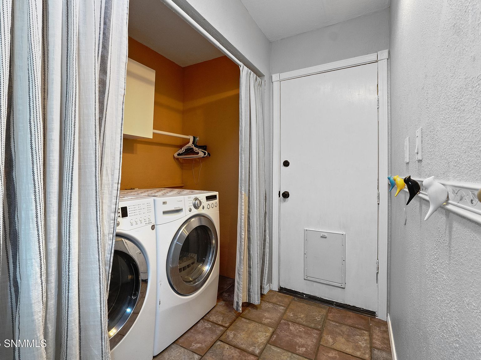 1714 Royal Dr Las Cruces, NM 88011  | Single Family