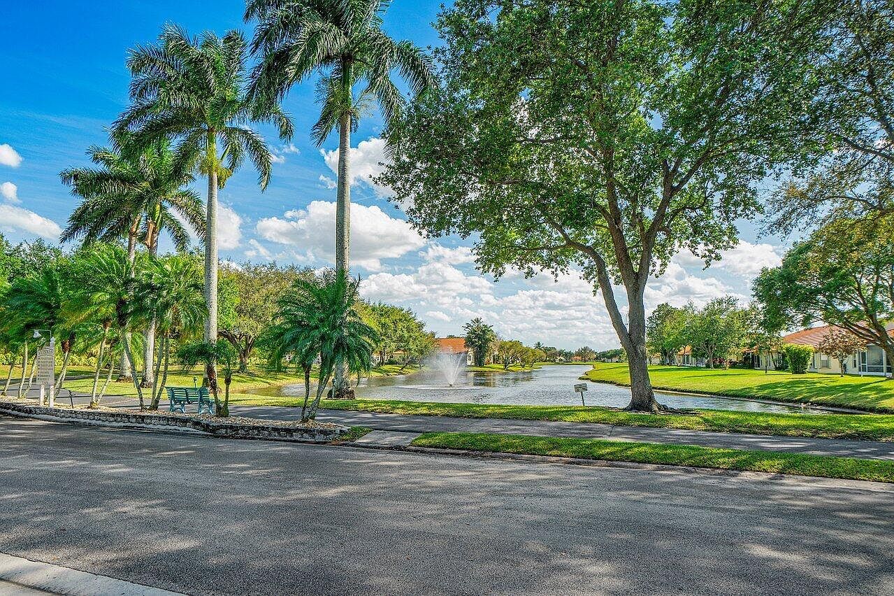 8039 Summer Shores Dr Delray Beach, FL 33446  | Single Family