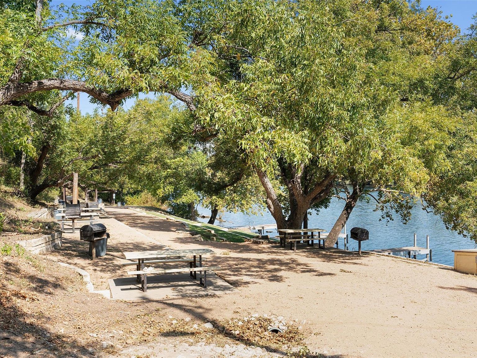 2510 Geronimo Trl Austin, TX 78734 - Thumbnail 2