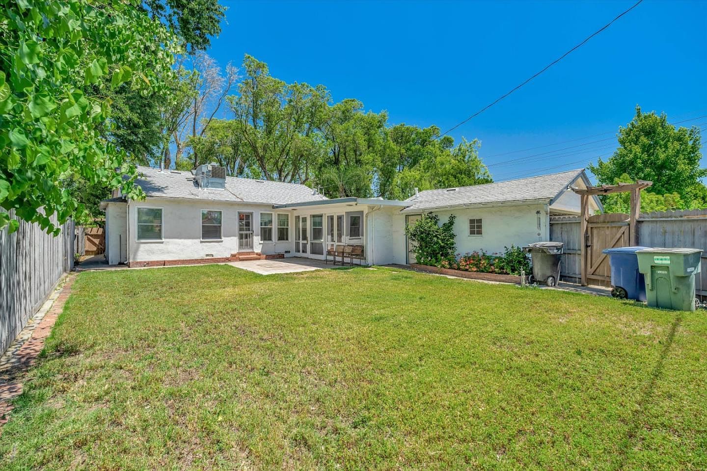 615 El Cajon Ave Modesto, CA 95350  | Single Family