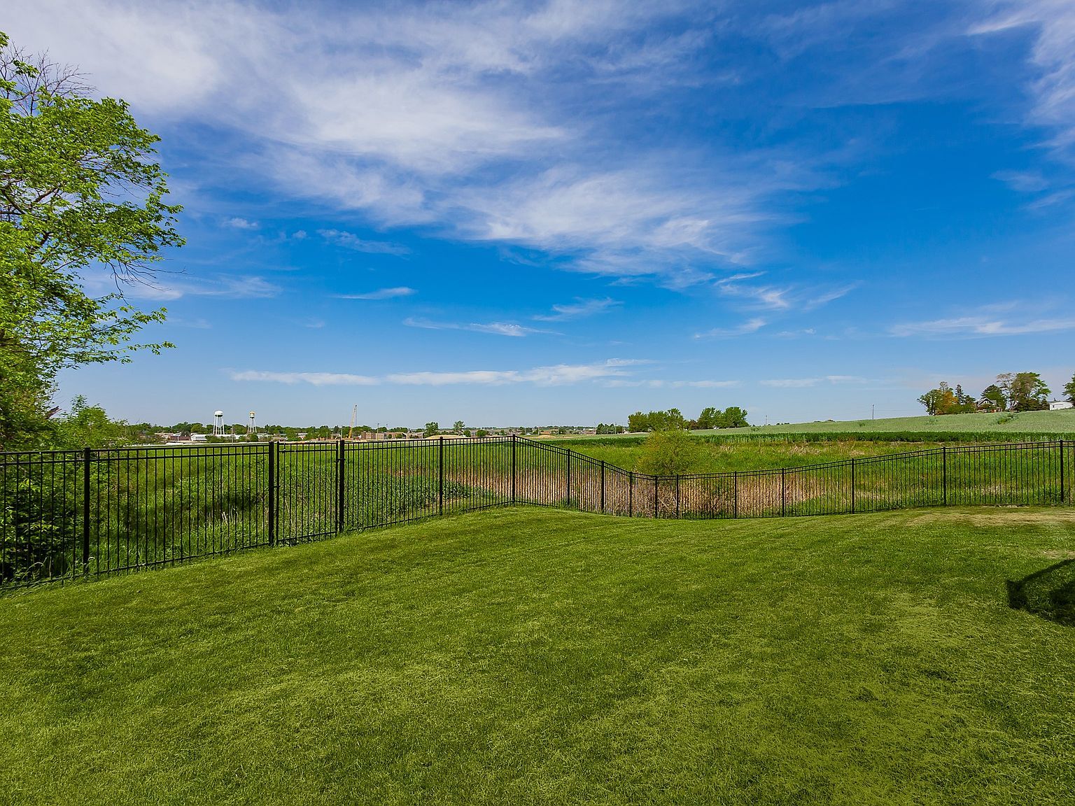 1824 Crabapple Ln Granger, IA 50109  | Single Family