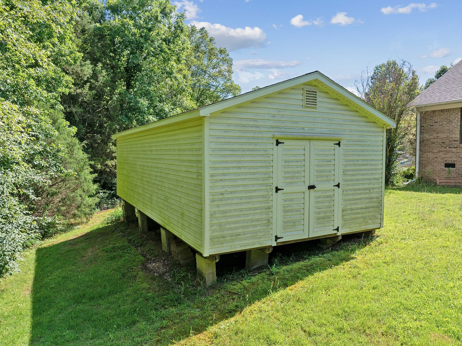 356 Leota Dr Lexington, TN 38351  | Single Family