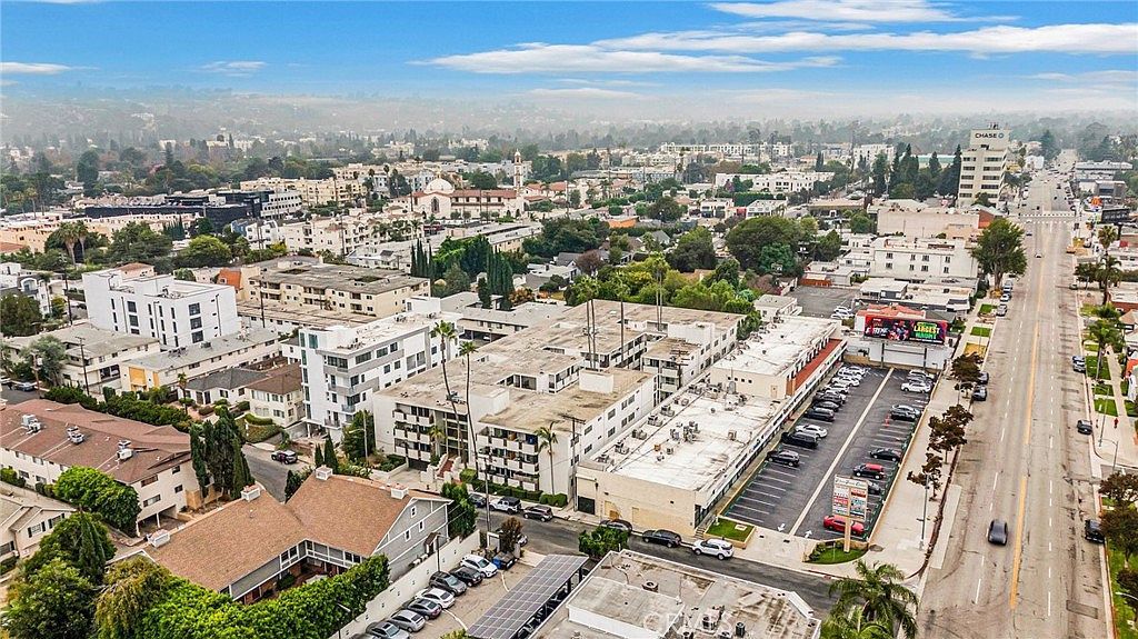 4445 Cartwright Ave APT 114 North Hollywood, CA 91602  | Condominium