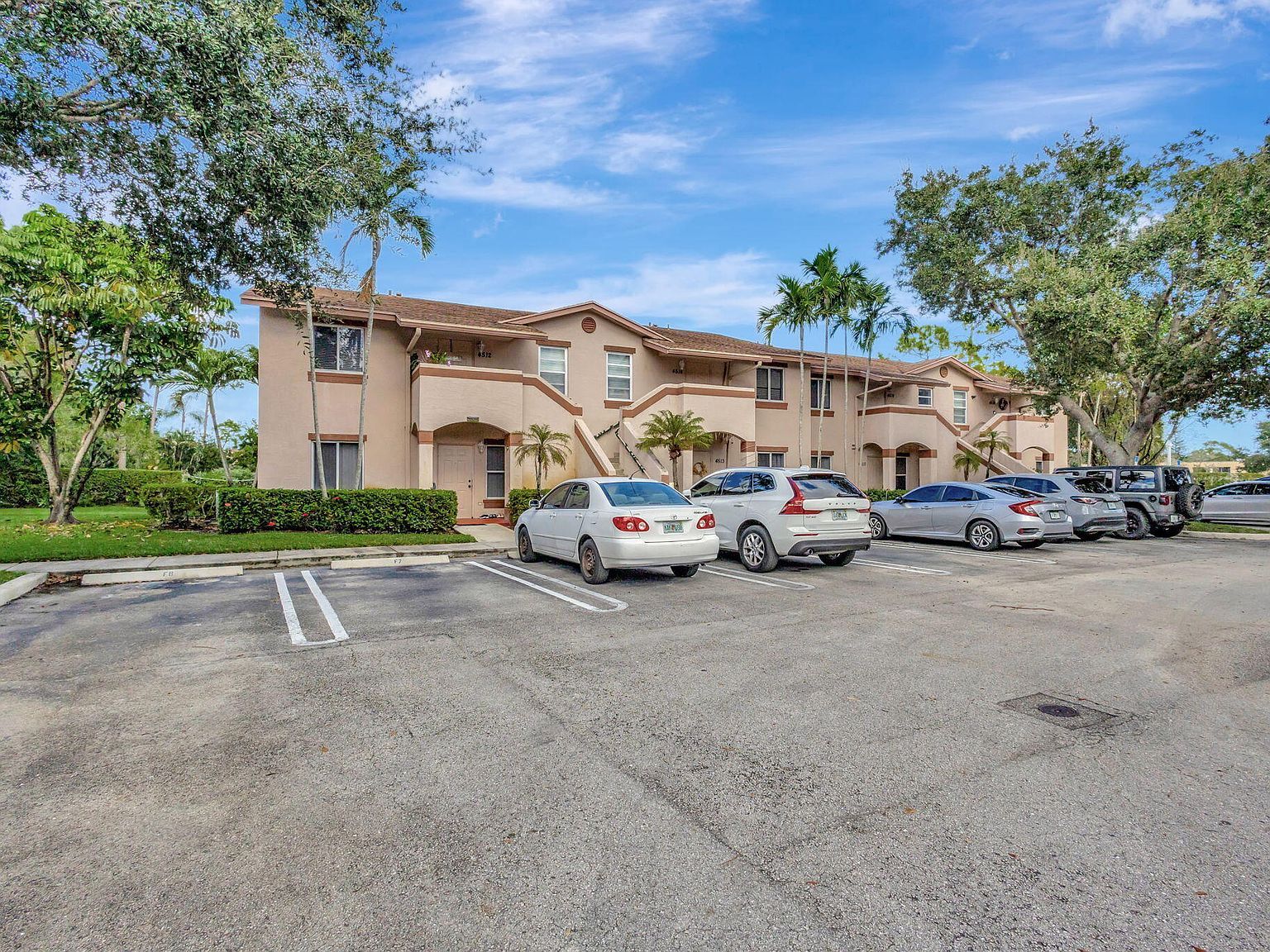 4511 Oak Terrace Dr Greenacres, FL 33463 | Condominium