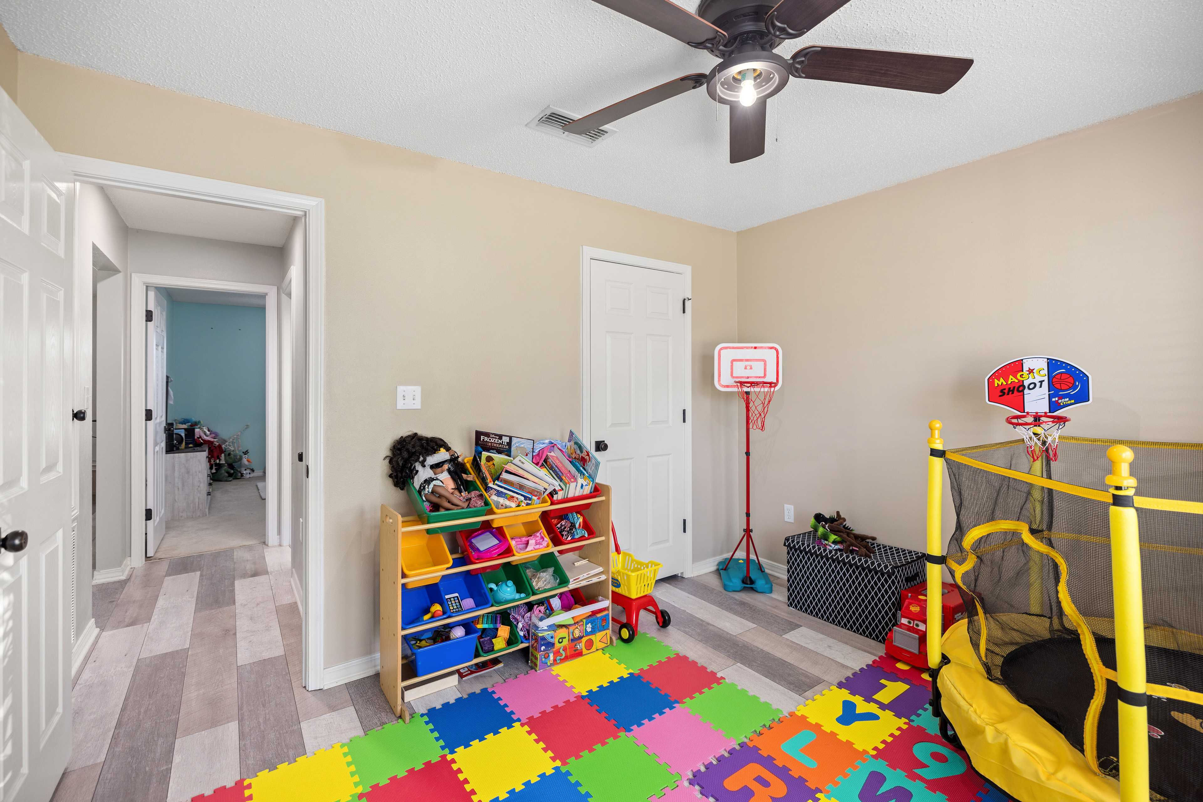 208 Citadel Lane, Crestview, FL, USA, 32539 | Single Family