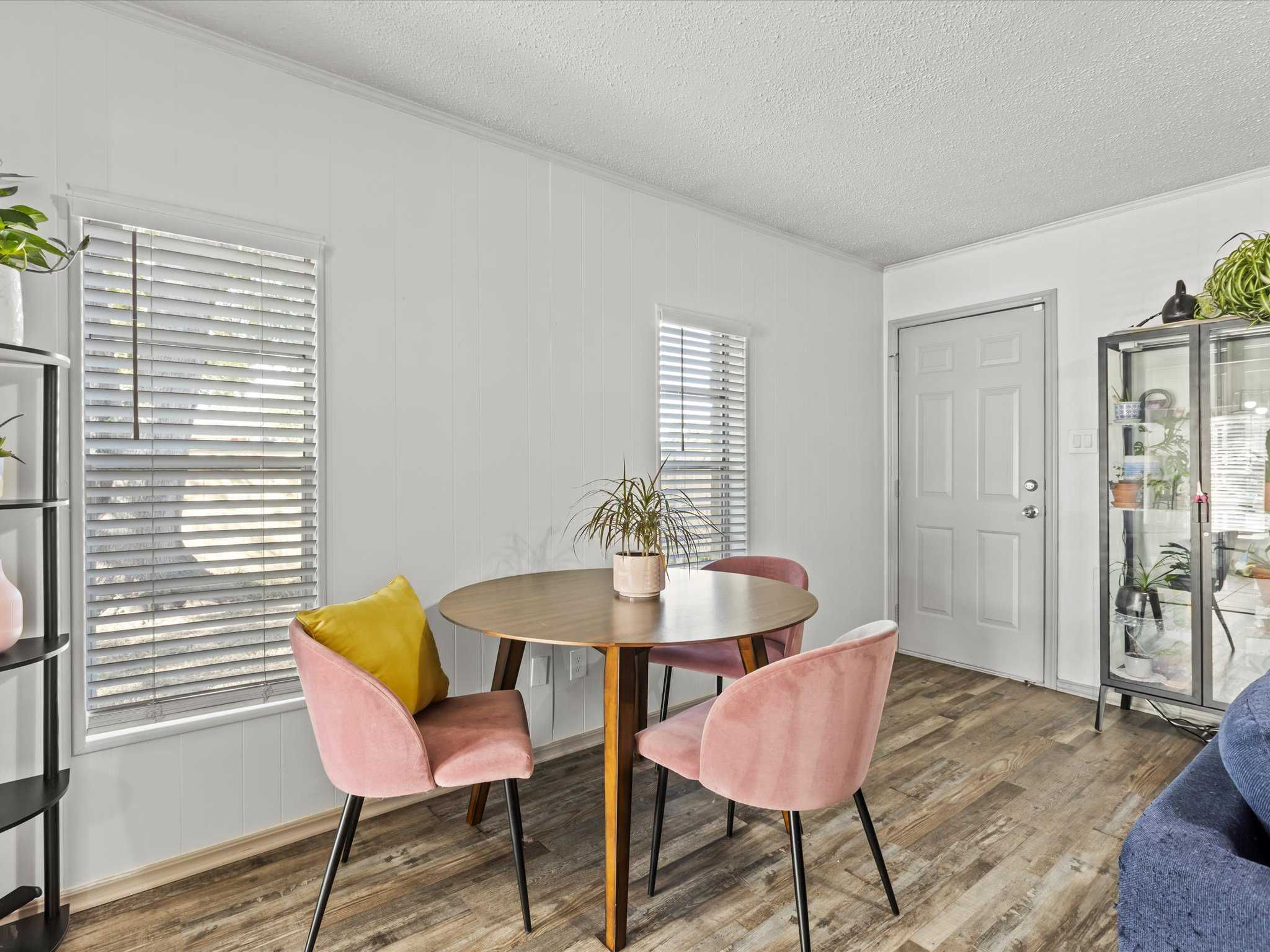 907 South Delaware Street, Irving, TX, USA, 75060 - Thumbnail 5