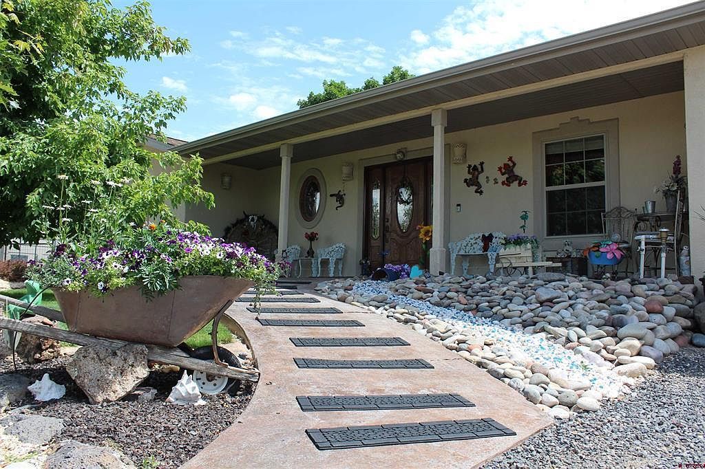 635 NE 2nd St Cedaredge, CO 81413  | Single Family