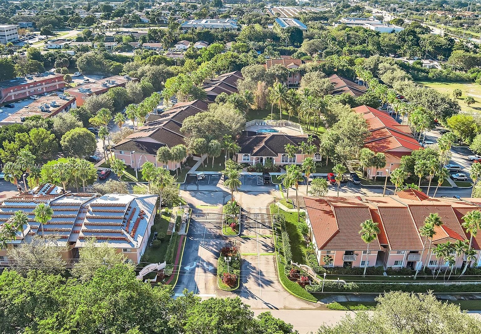 3241 Sabal Palm Mnr APT 301 Davie, FL 33024 | Condominium