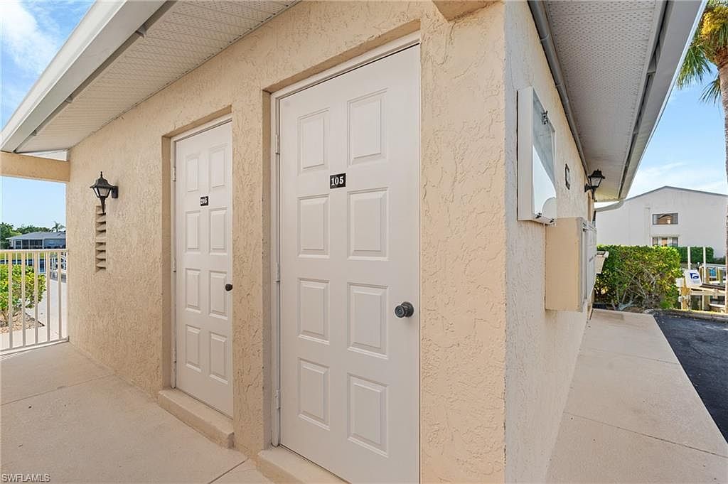3943 SE 11th Pl APT 105 Cape Coral, FL 33904  | Condominium