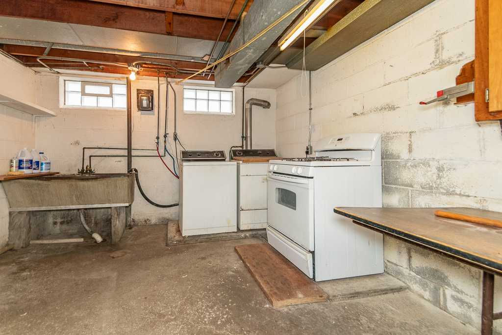 6783 Larchmont Drive, Mayfield Heights, OH, USA, 44124  | Single Family