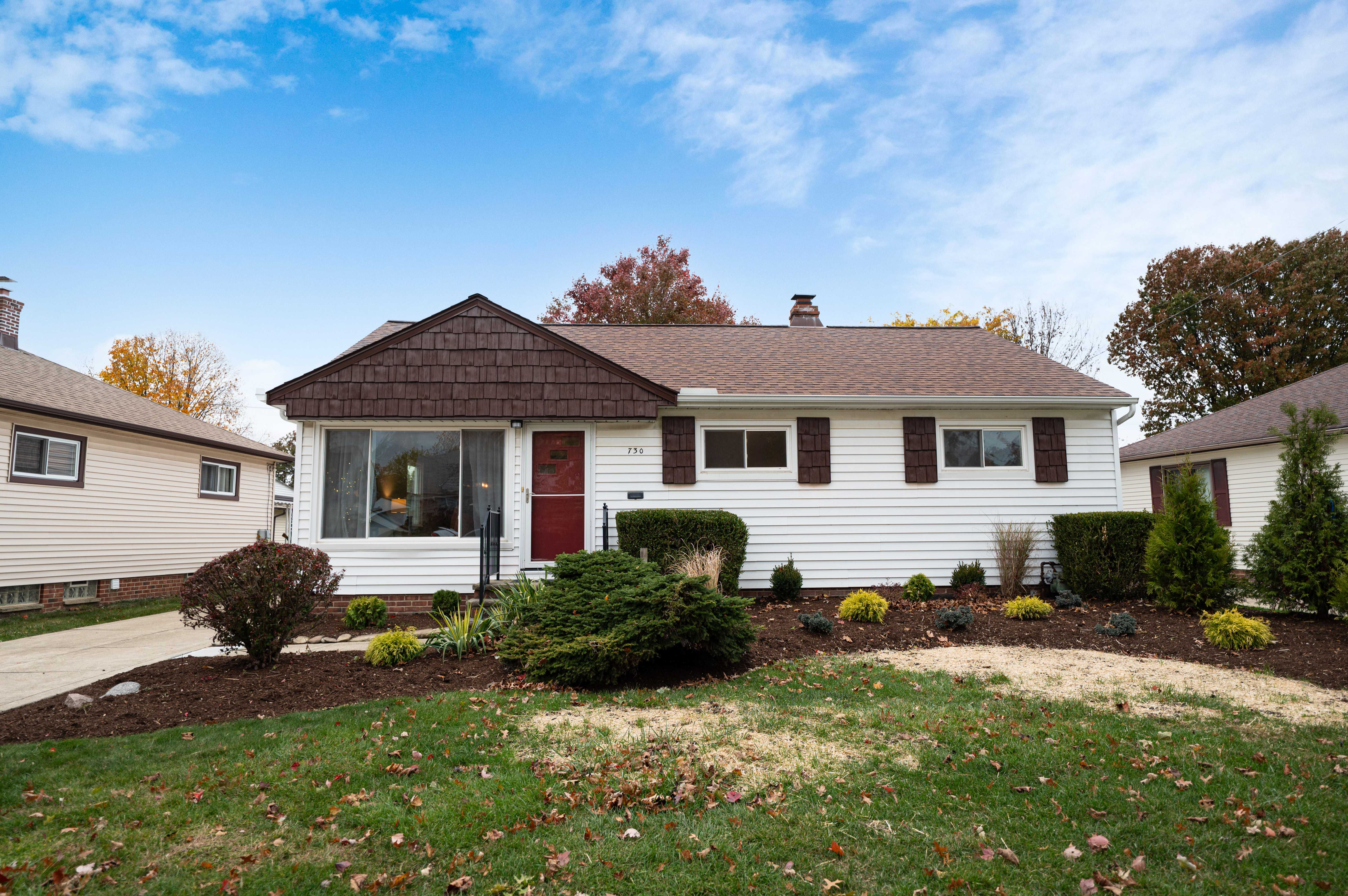 730 Glenhurst Road, Willowick, OH, USA, 44095 - Thumbnail 2