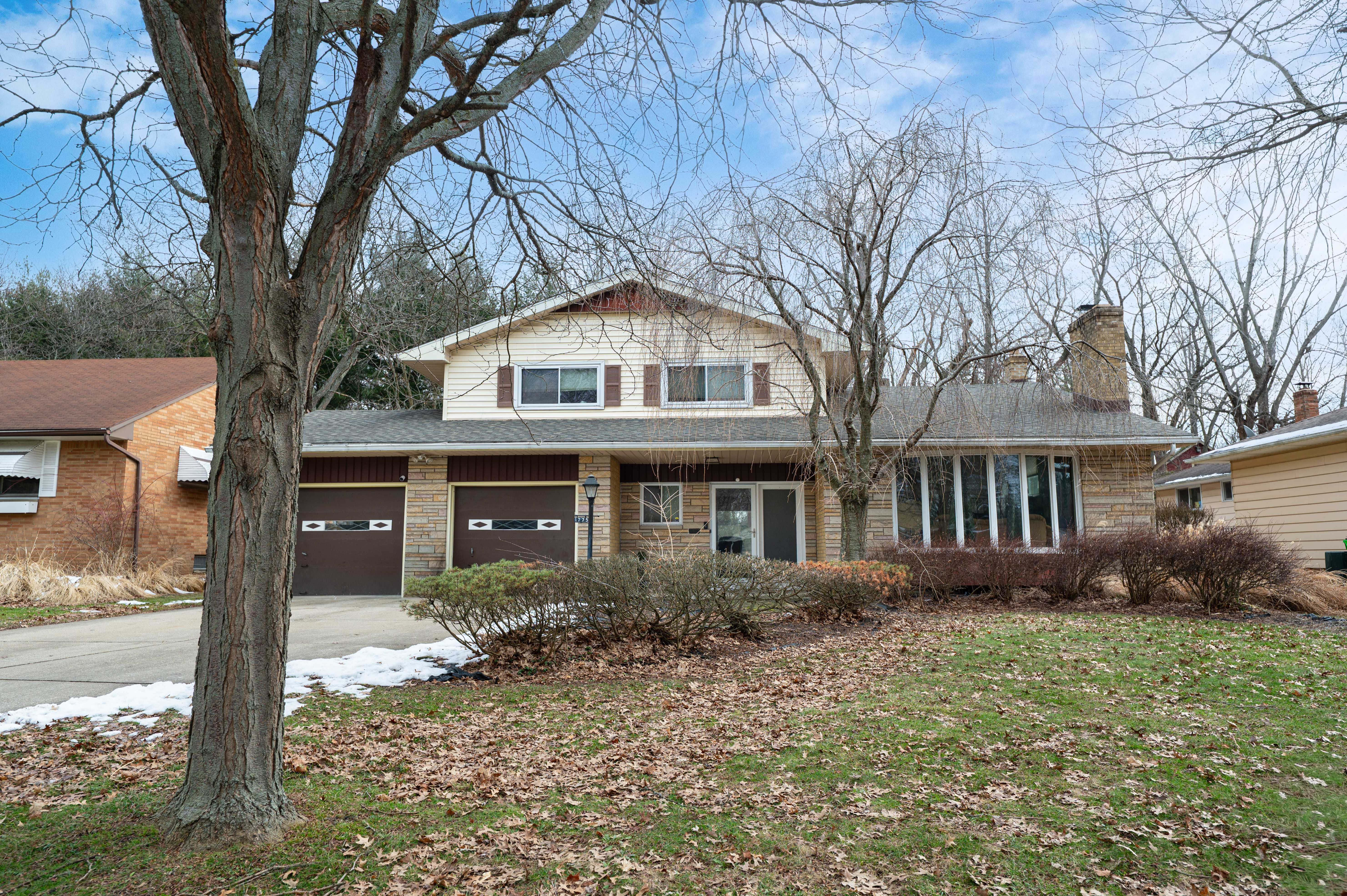 1775 Sherwood Blvd, Euclid, OH, USA, 44117 - Thumbnail 2