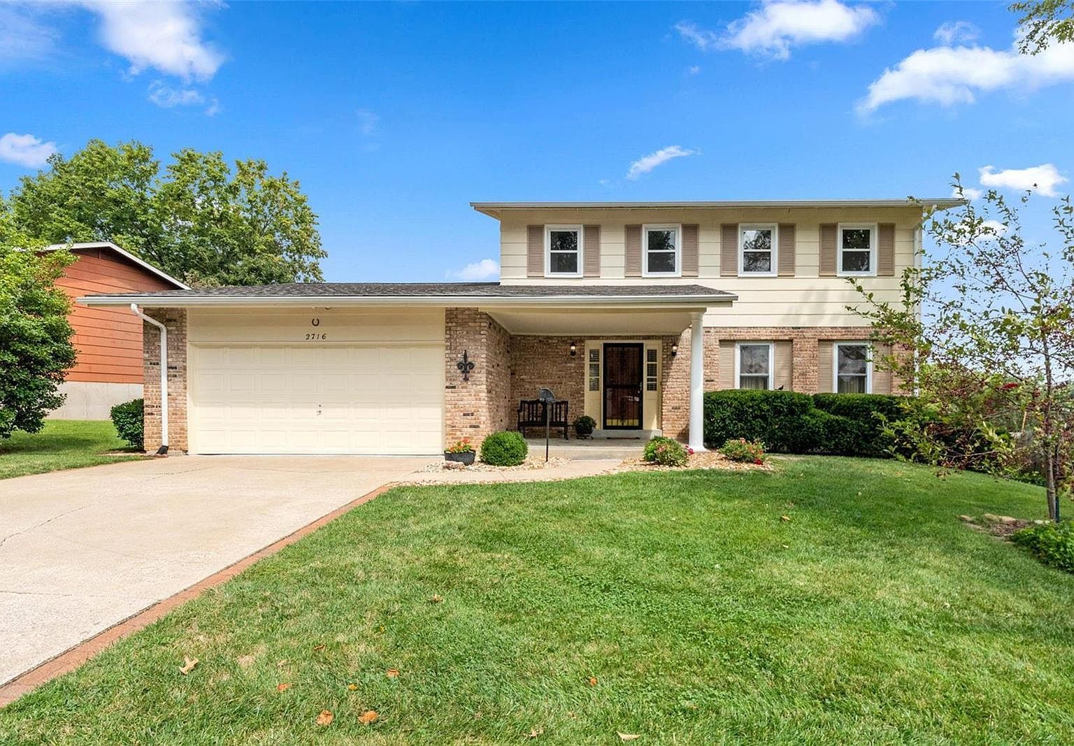 2716 Norwich Dr Saint Charles, MO 63301  | Single Family