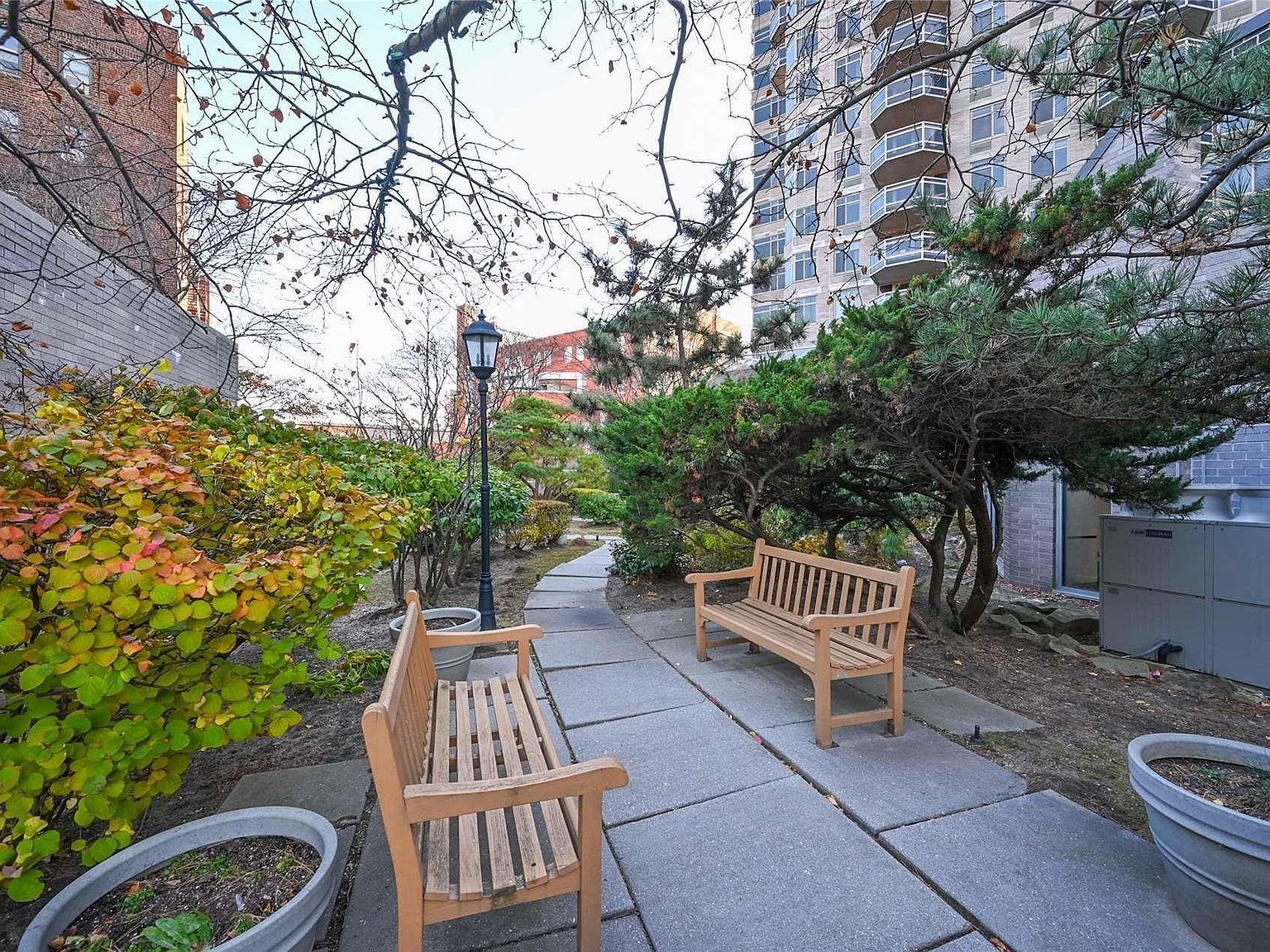 112-01 Queens Blvd #8F Forest Hills, NY 11375  | Condominium