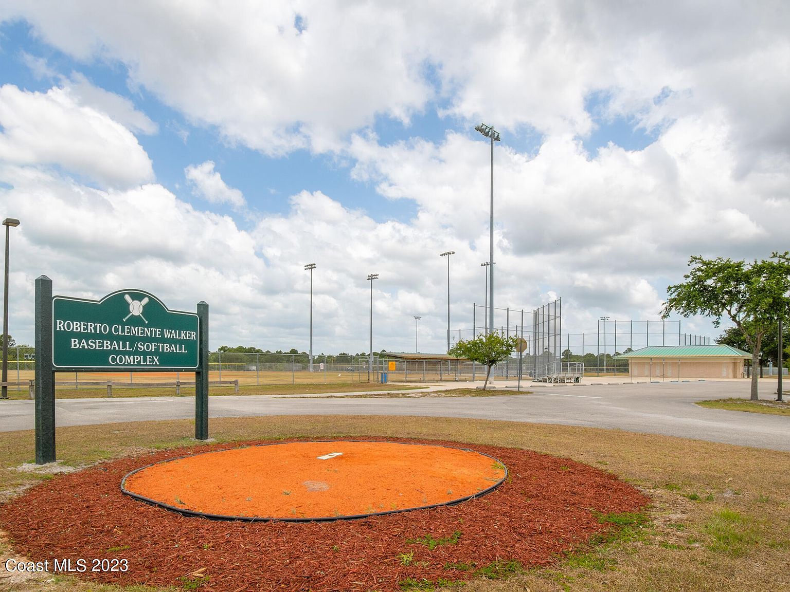 860 Hawaii Ave NW Palm Bay, FL 32907 | Single Family